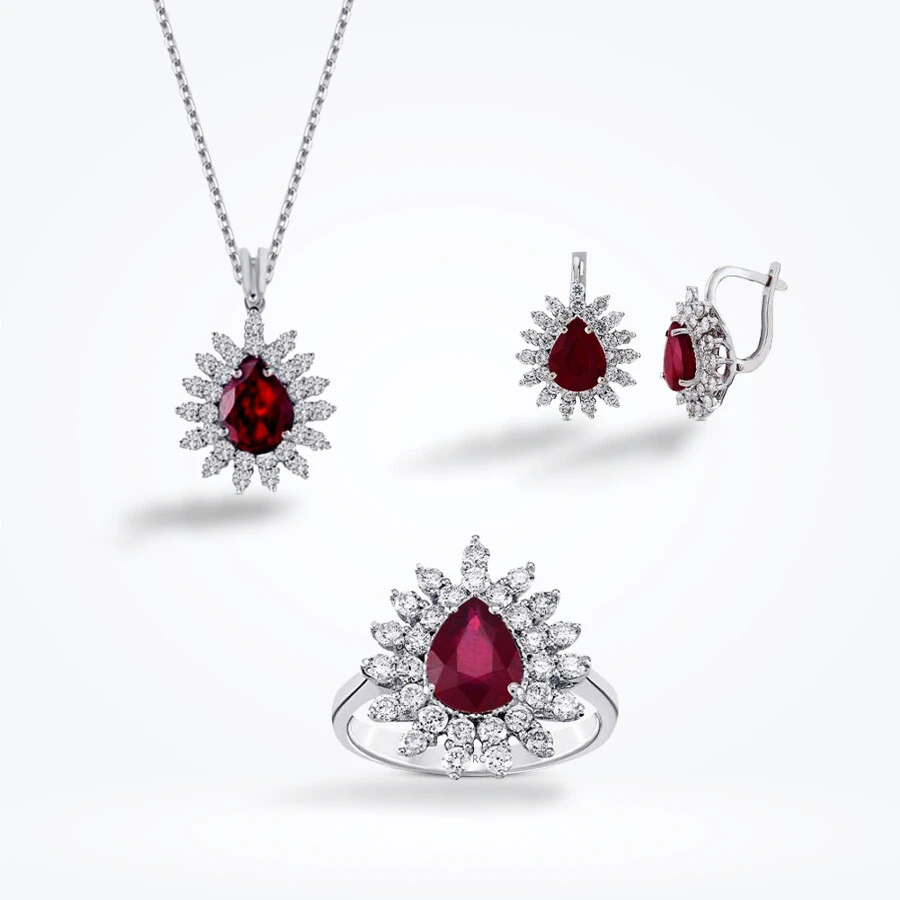 12.33 Karat Pırlanta Yakut Set