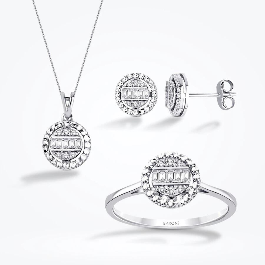 0.39 Karat Pırlanta Baget Set