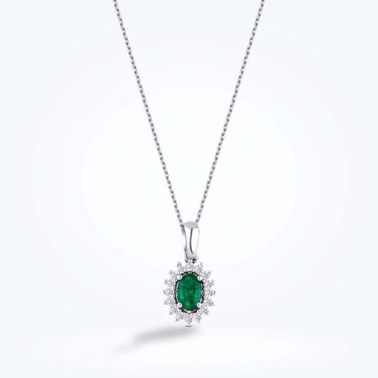 0.40 Karat Pırlanta Zümrüt Kolye